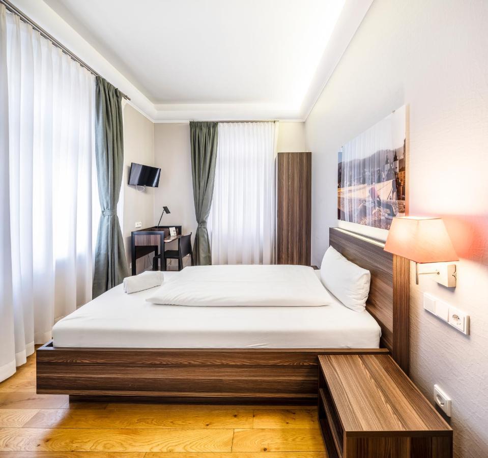Living-World Aparthotel ไฮเดลเบิร์ก ภายนอก รูปภาพ