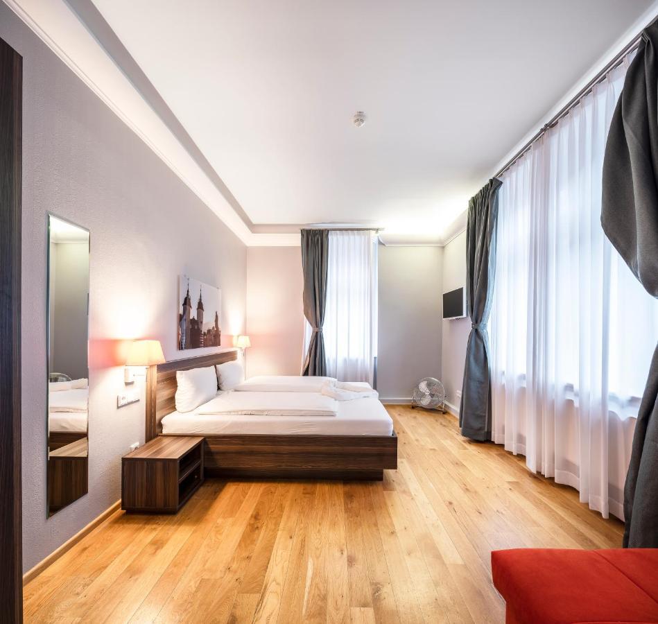 Living-World Aparthotel ไฮเดลเบิร์ก ภายนอก รูปภาพ