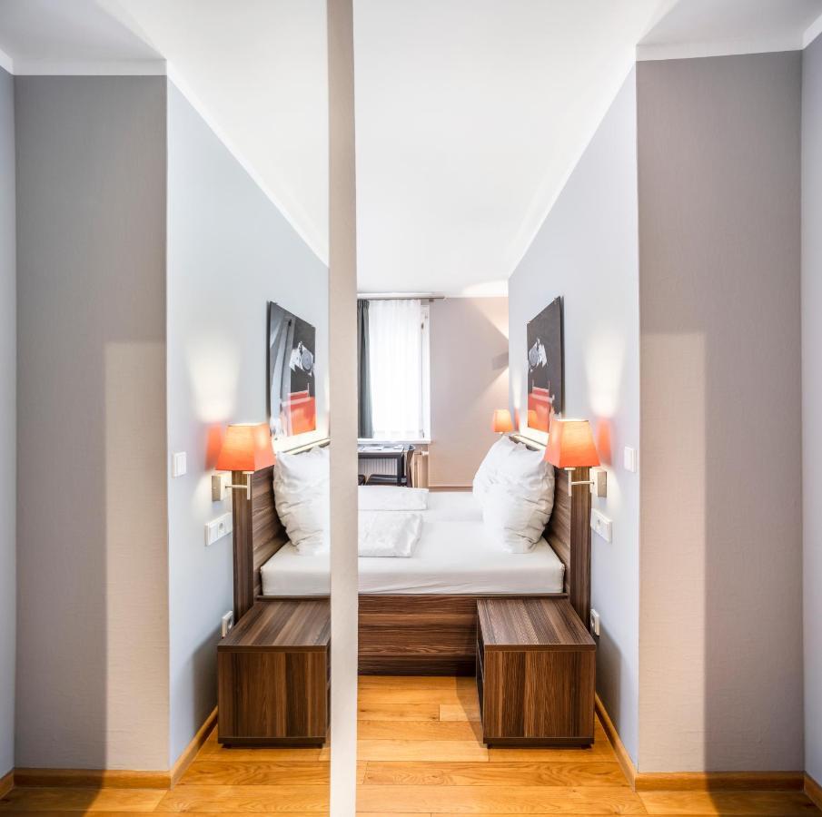 Living-World Aparthotel ไฮเดลเบิร์ก ภายนอก รูปภาพ