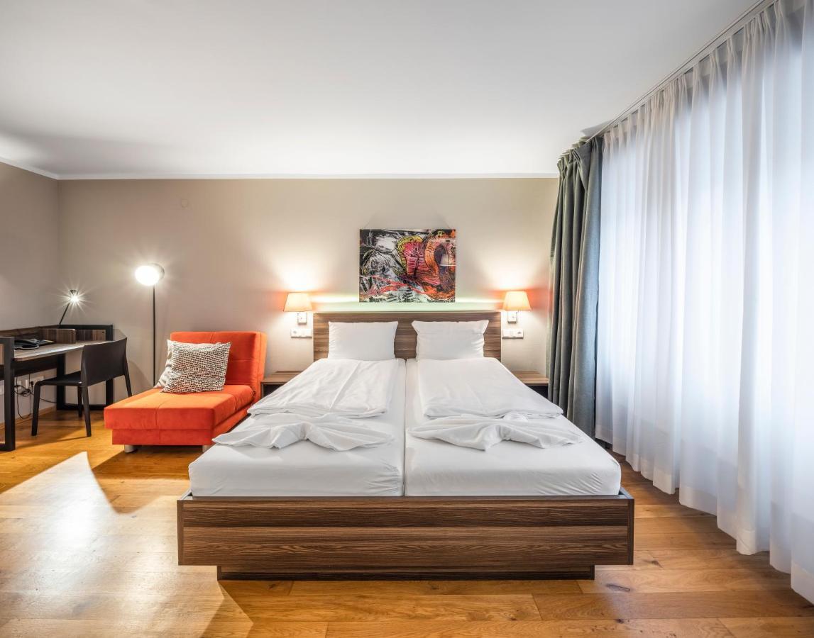 Living-World Aparthotel ไฮเดลเบิร์ก ภายนอก รูปภาพ